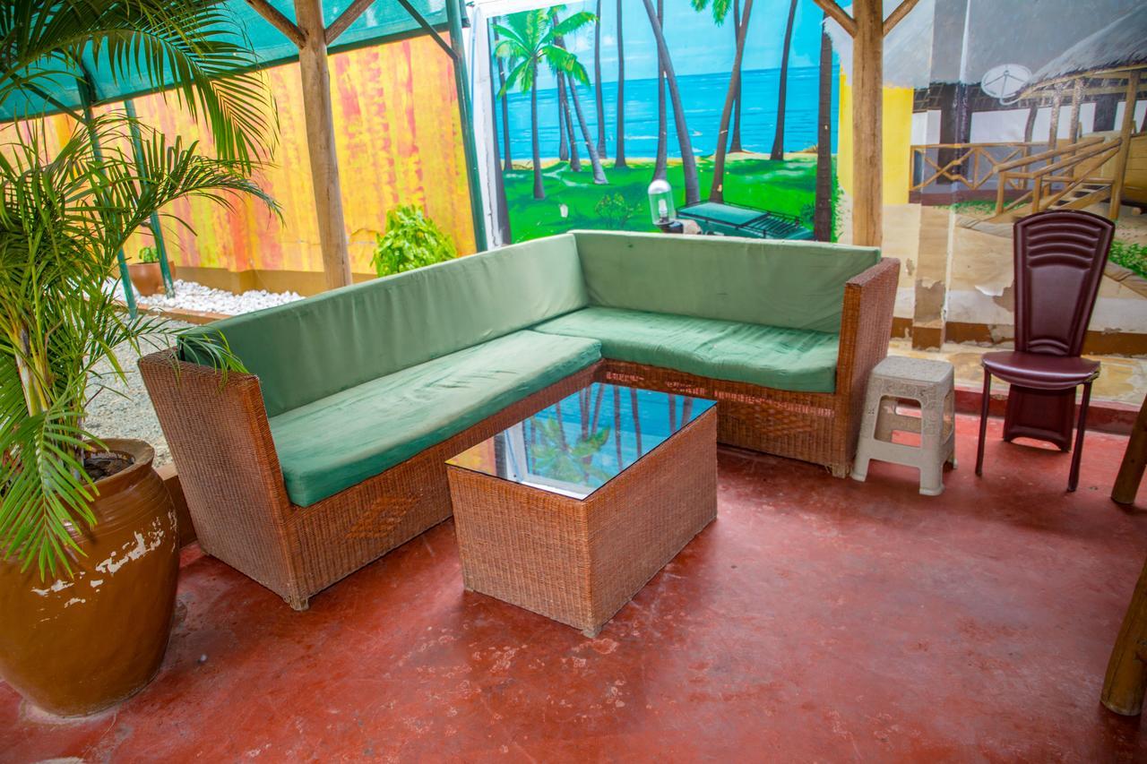 Saadani Tourist Center - Hostel Darüsselam Dış mekan fotoğraf